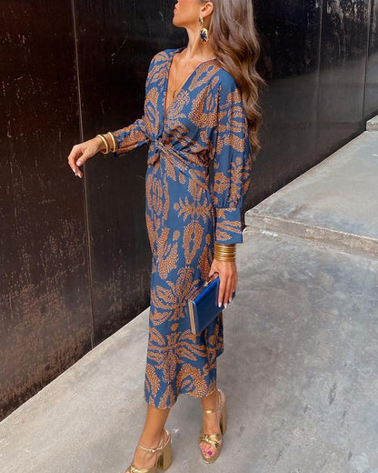 Elegante Jurk met Sierlijke Print